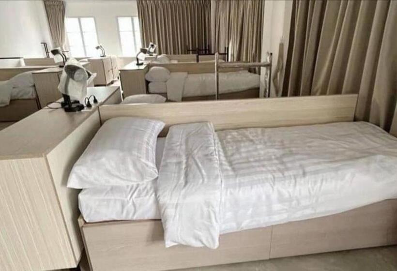 Кровать в Общей Комнате, Bbvc Hostel   Collegestay
