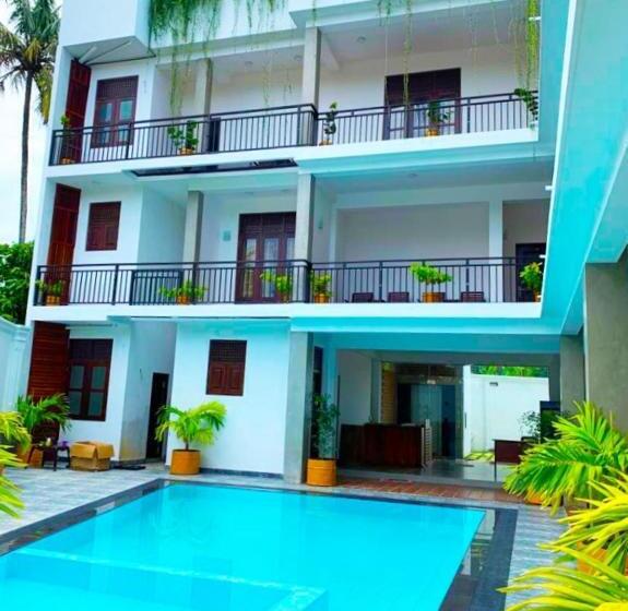 Семейный Номер, Sky House Ahangama