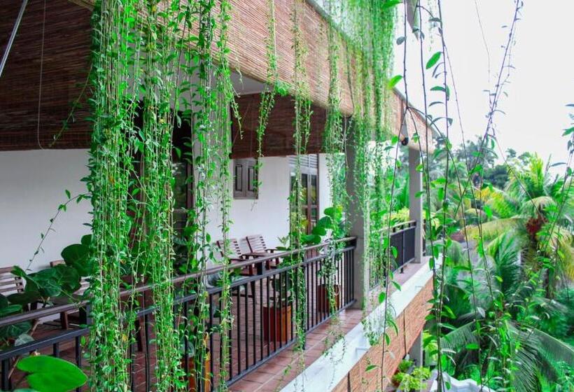 Семейный Номер, Sky House Ahangama