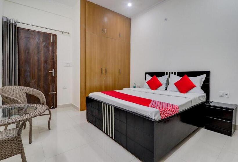 스탠다드 룸, Oyo Flagship Malsi Forest View Home Stay