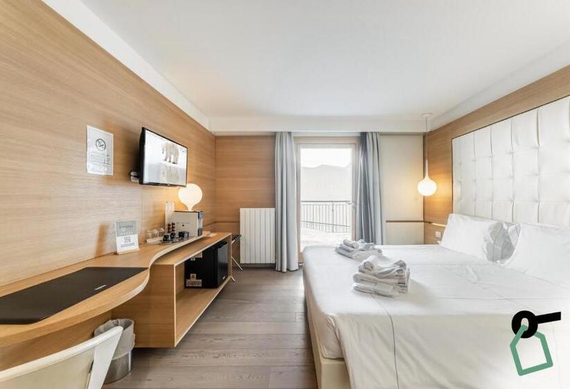 Номер Deluxe, Hotiday Hotel Cervinia