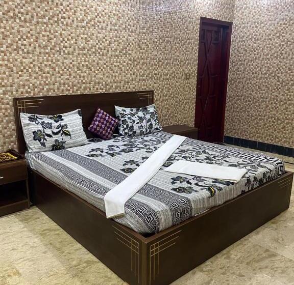 اتاق لوکس, Jinnah Inn Guest House