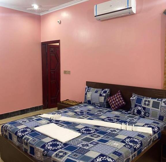 اتاق لوکس, Jinnah Inn Guest House