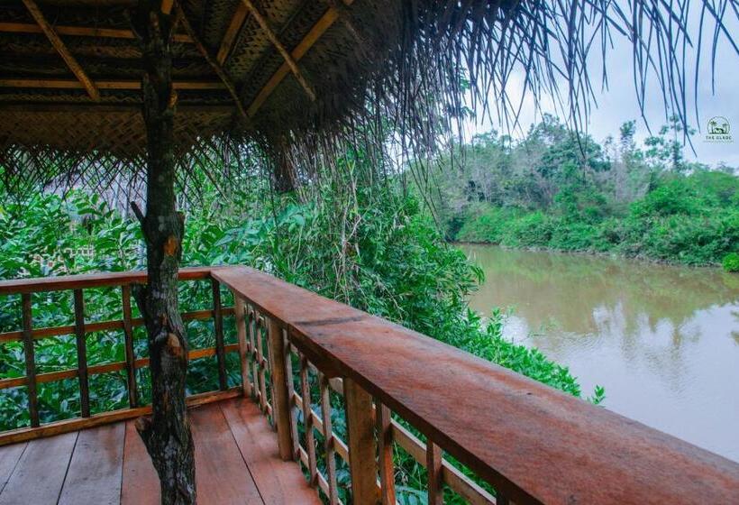 1 Bedroom Apartment Lake View, The Glade