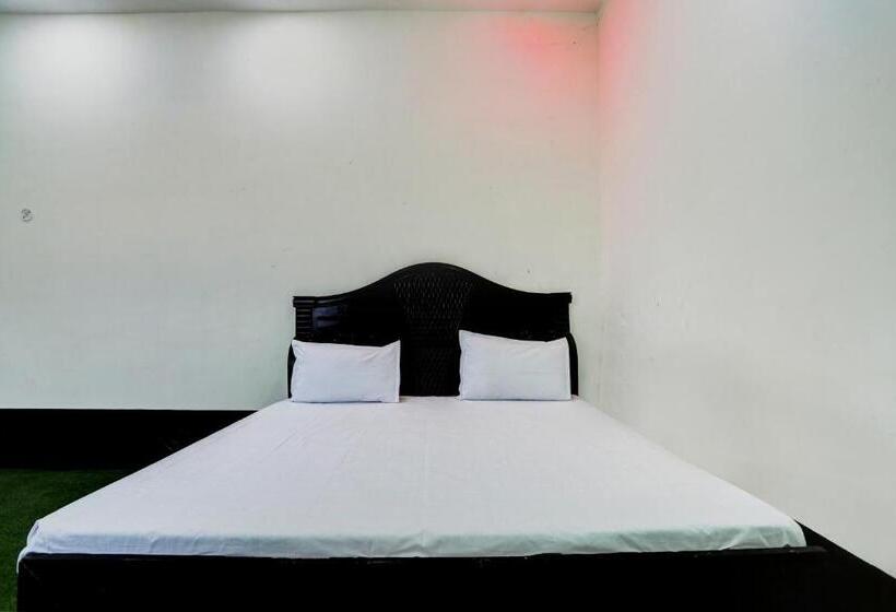 Трехместный Номер Классика, Spot On Unique Guesthouse And Restaurant