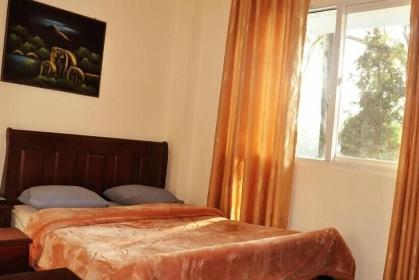 اتاق استاندارد, New Tour Inn