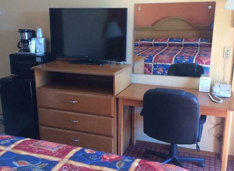 스탠다드 룸 킹사이즈 침대, Dequeen Courtyard Inn