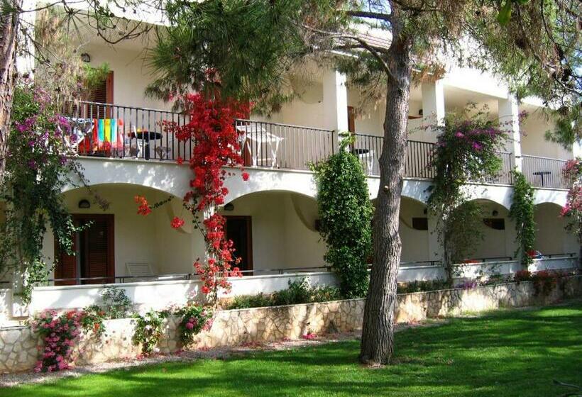 Quarto Estandar, Gabbiano Beach