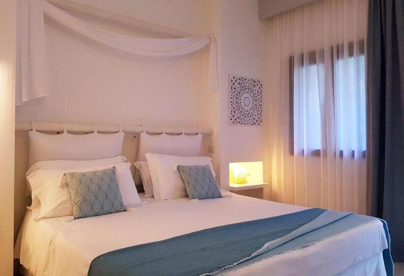 Quarto Superior, Gabbiano Beach