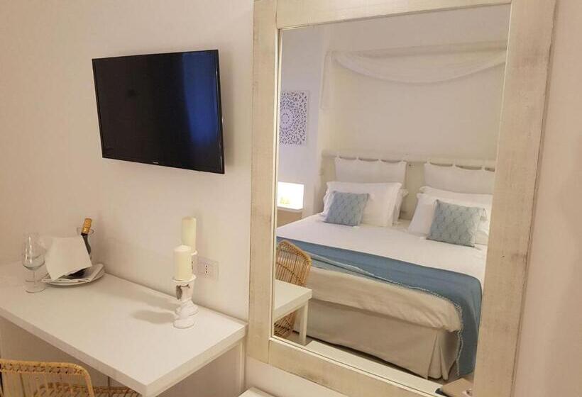 Quarto Superior, Gabbiano Beach