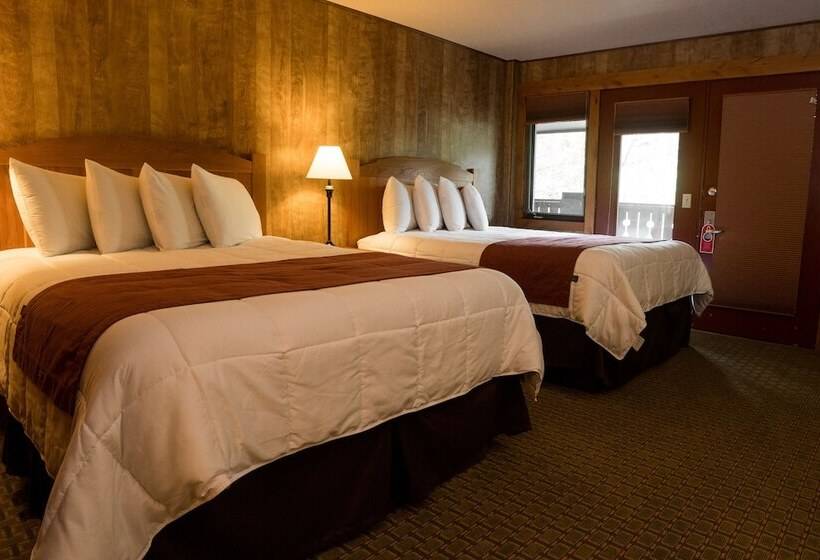Семейный Номер, Silver Moon Inn