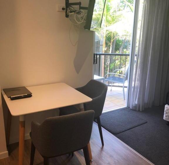 스탠다드 스튜디오, Twin Quays Noosa