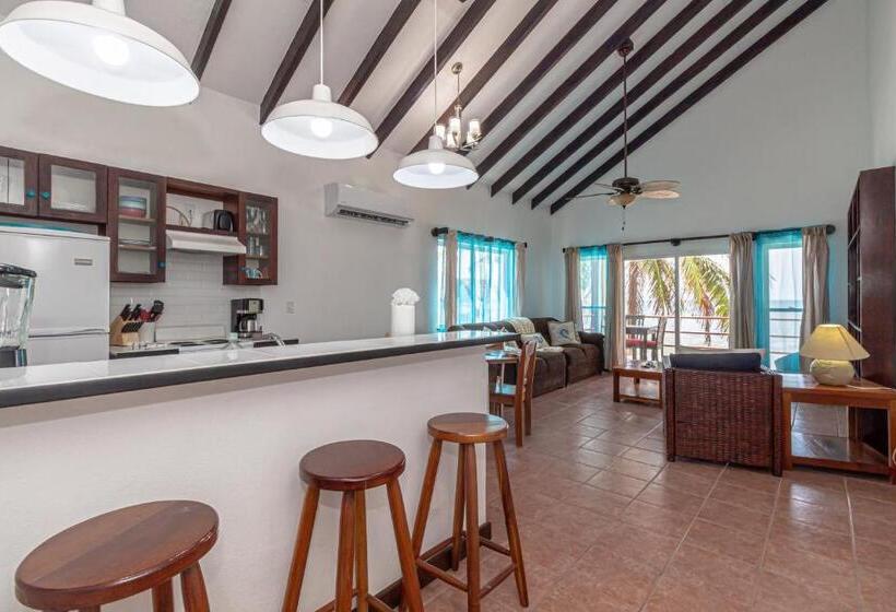 جناح مزوَّد بشرفة, Tres Cocos Resort