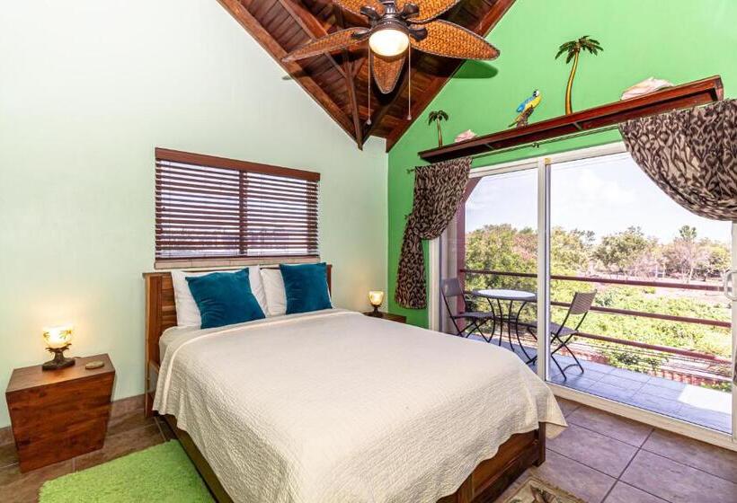 جناح جونيور مطلّ علي حمام السباحة, Tres Cocos Resort
