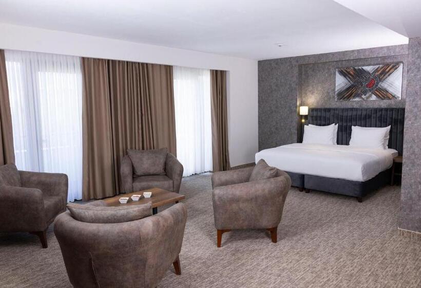 Люкс с Балконом, Anemon Kent Karabük Otel
