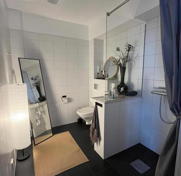 Семейный Номер, Spirit Bed & Breakfast