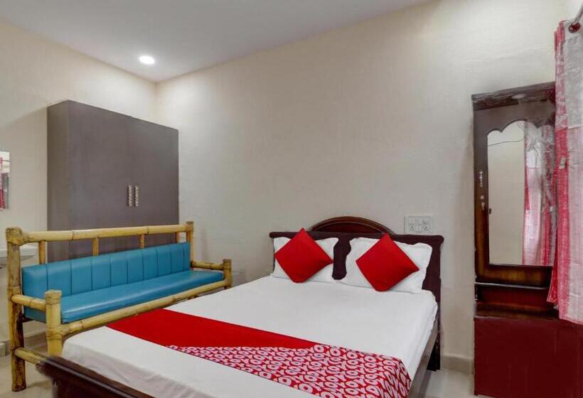 三人经典房间, Oyo Flagship Maruthi Residency
