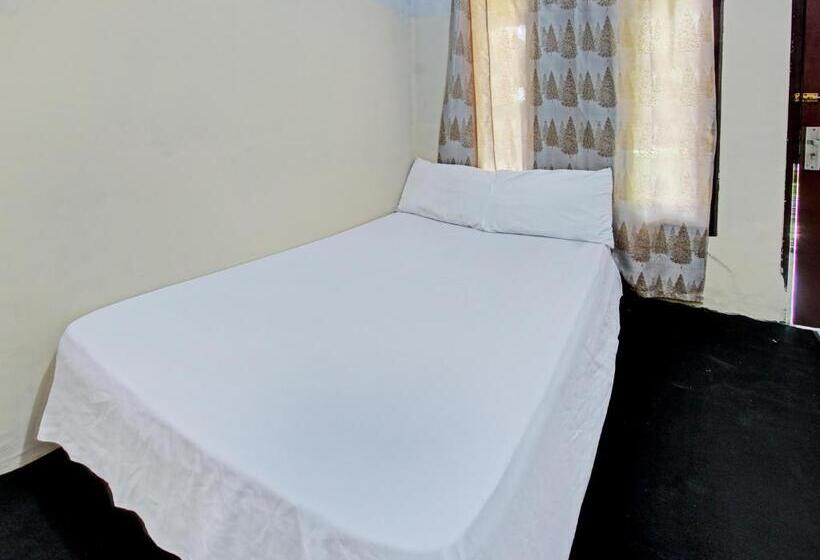 Номер Стандарт, Oyo Life 92853 Kost 999