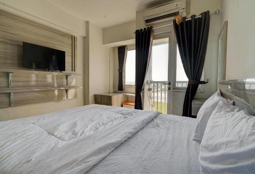 Номер Deluxe, Oyo Life 92889 Apartement Grand Sentraland Karawang By A.t Room