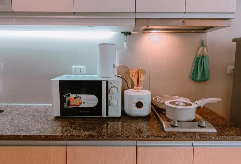 استودیوی استاندارد, Casabay Suite Eastwood Staycation