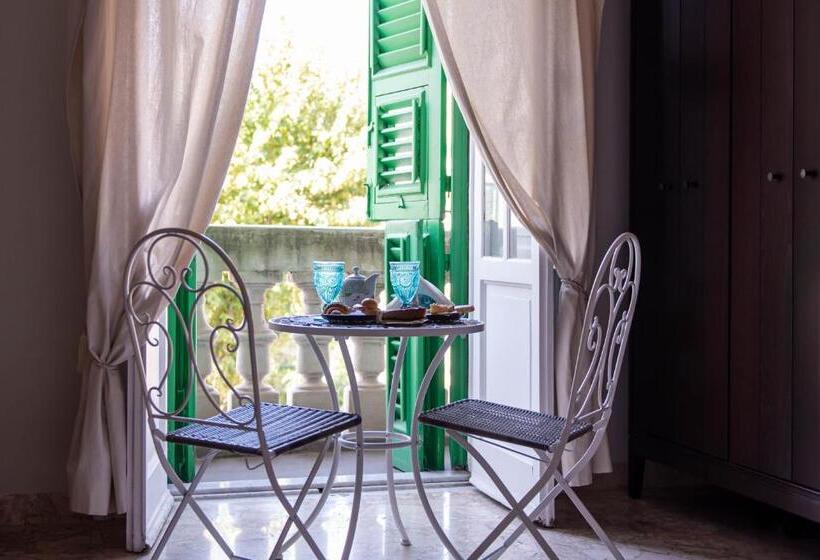 패밀리 스위트, Epoque Bed And Breakfast