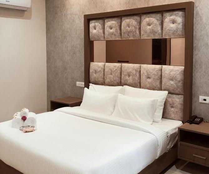Номер Deluxe, Spt Clarks Inn Suite, Mandi