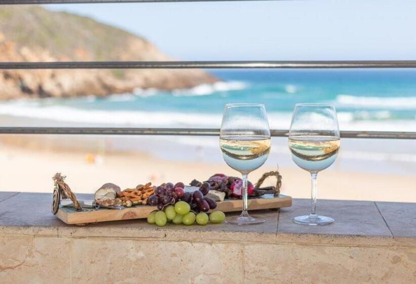 Четырехместный Номер Стандарт, Room In Bb   Twin Room Partial Sea View