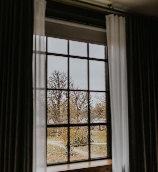 Suíte Deluxe Cama King, Hatchery Riverside Hotel & Event Venue
