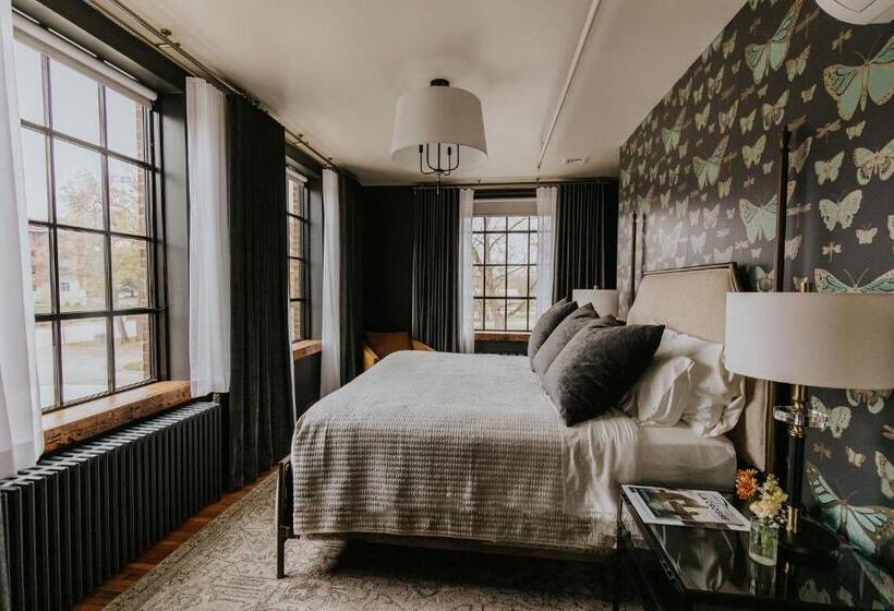 Suíte Deluxe Cama King, Hatchery Riverside Hotel & Event Venue