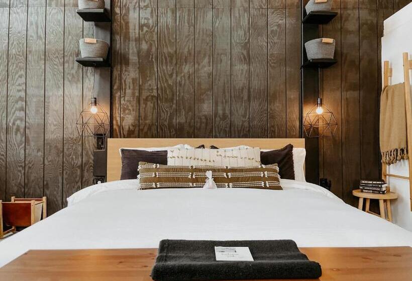 Студия Deluxe, Inn Santa Clara