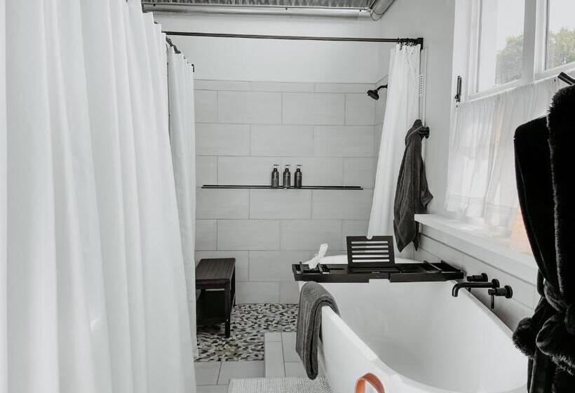 Студия Deluxe, Inn Santa Clara