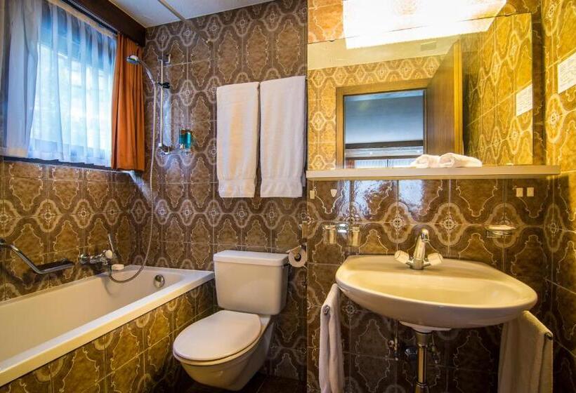 اتاق استاندارد با تخت بزرگ, La Collina