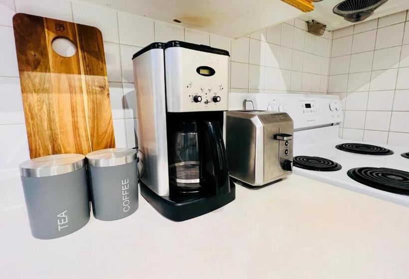 豪华房间, Toronto Bed & Breakfast   Free Parking, Subway Access
