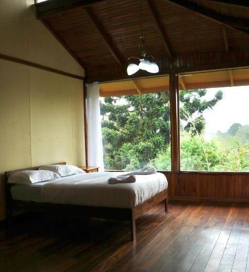 Четырехместный Номер Стандарт, Poas Volcano & La Paz Waterfall Cabins