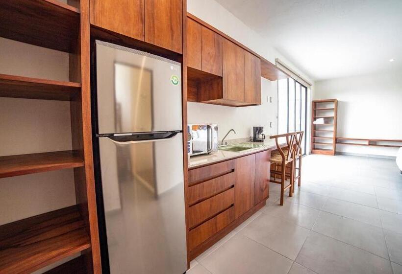 آپارتمان 1 خوابه با چشم‌انداز استخر, Deluxe Apartments Azure