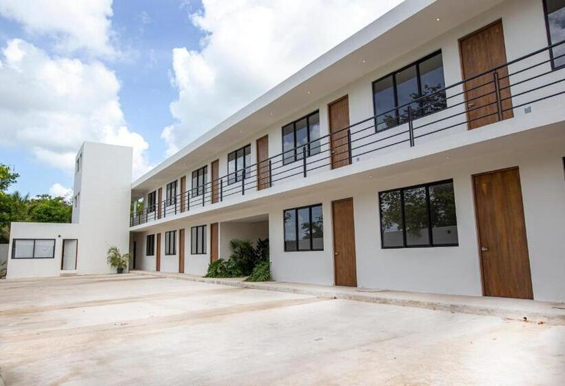 آپارتمان 1 خوابه با چشم‌انداز استخر, Deluxe Apartments Azure