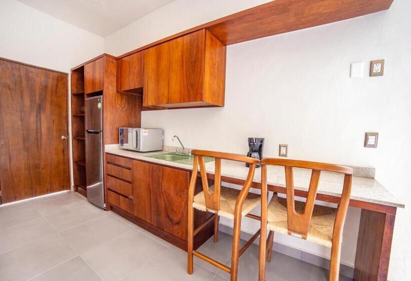 آپارتمان 1 خوابه با چشم‌انداز استخر, Deluxe Apartments Azure