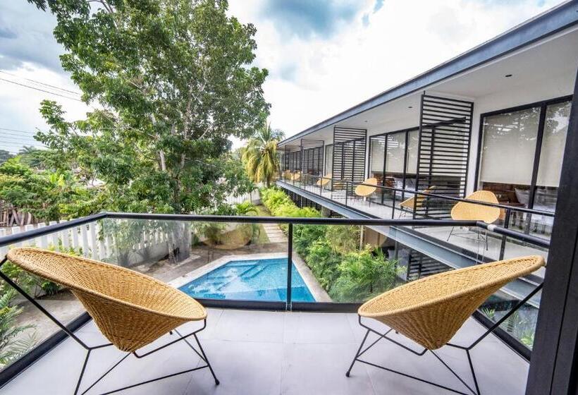 آپارتمان 1 خوابه با چشم‌انداز استخر, Deluxe Apartments Azure