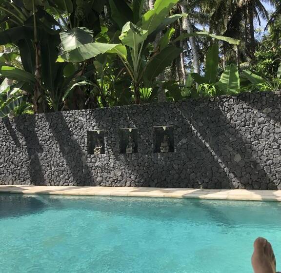 Номер Deluxe, Rumah Kelapa Senang