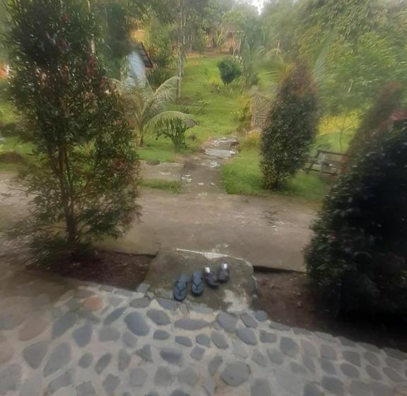 Номер Стандарт Вид на Горы, Barus Jungle View