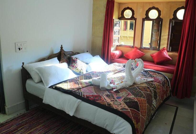 이코노미 룸, Blue Eye Hostel