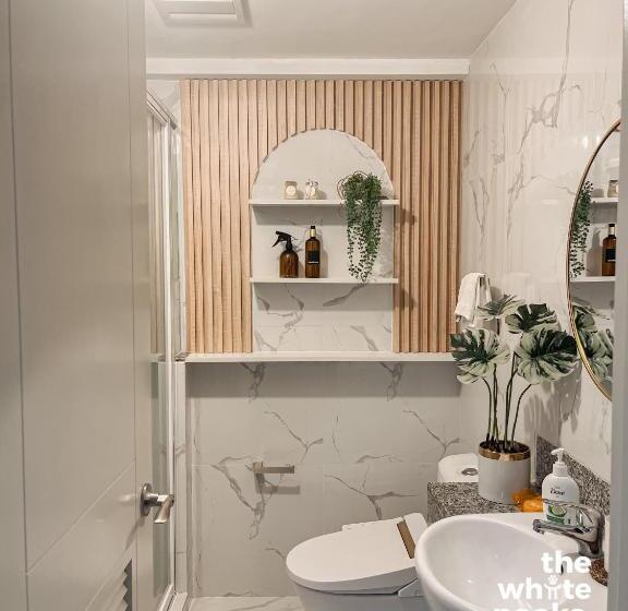 Люкс 2 Спальни, The White Nooks At Verdon Parc