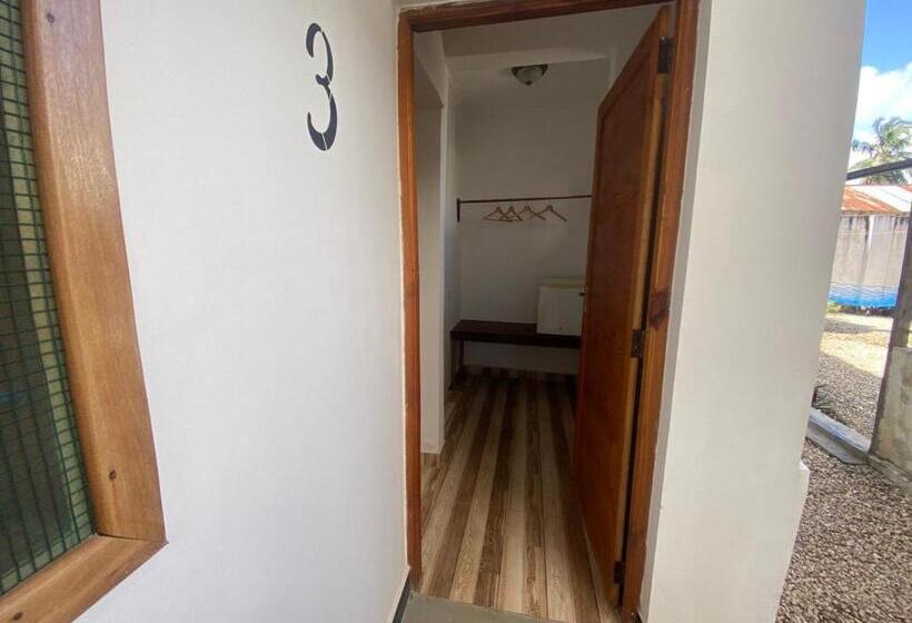 トリプルクラシックルーム, Villa Raffaele B&b