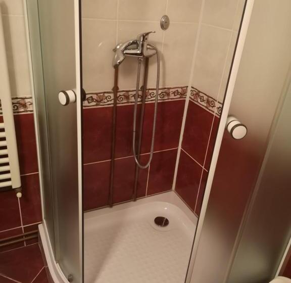 Дом 1 Спальня, Casa Piatra Craiului