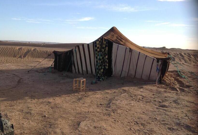 چادر با خدمات رفاهی استاندارد, Camp Iguidi Tours