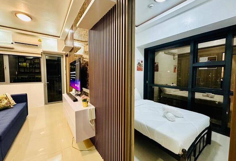 Номер Deluxe, Mandaluyong Staycation