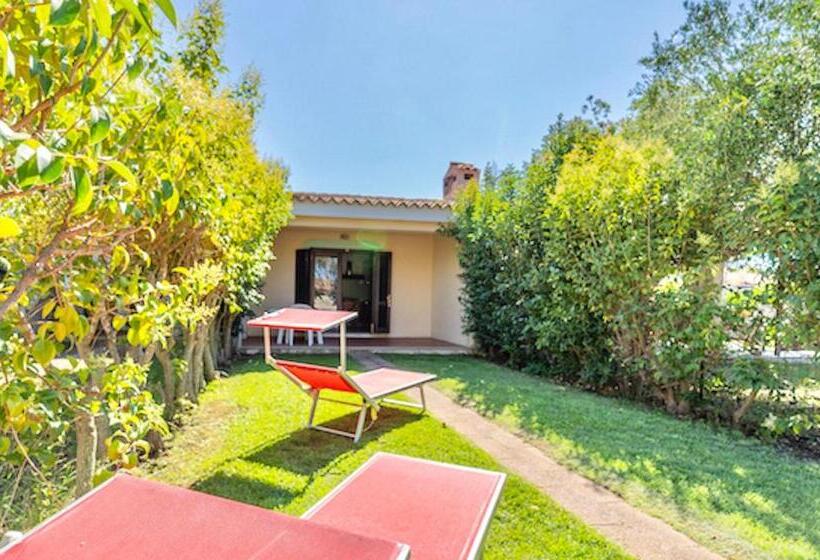 آپارتمان 2 خوابه, Iss Travel, Apartments In Via Torino   800 M From La Cinta Beach
