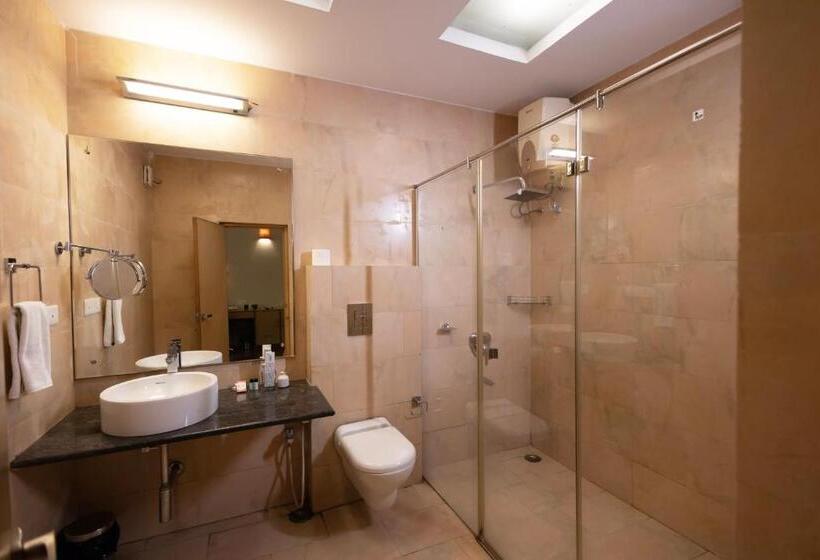 Люкс с Балконом, Classic Boutique Hotel & Luxury Service Apartments