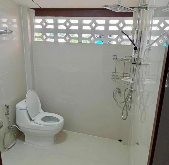 اتاق خانوادگی, Baan Kraziprak บ้านกระซิบรัก