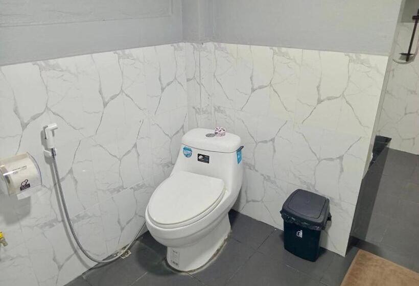 Семейный Номер, Baan Kraziprak บ้านกระซิบรัก